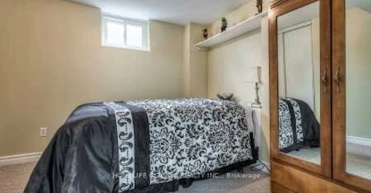 Lower-64 Parkway Avenue, Markham, ON, L3P 2G6 - 4
