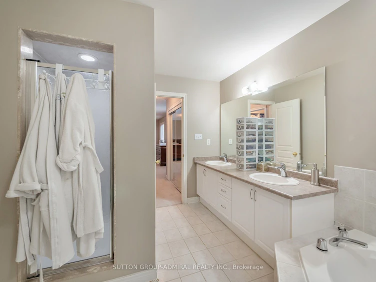 27 Cortese Terrace, Vaughan, ON, L4J 8S4 - 28