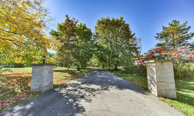 18 Mccowan Lane