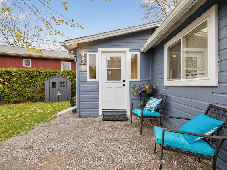 77 Blue Heron Drive, Georgina, ON, L0E 1N0 - 2