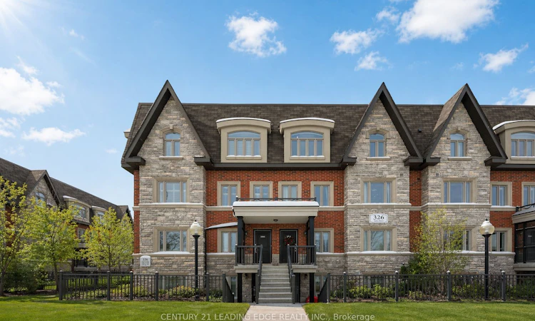 285-326 John Street