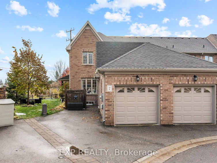 7 Vita Stephanie Court, Georgina, ON, L0E 1R0
