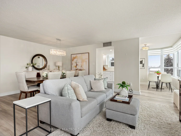315-7601 Bathurst Street, Vaughan, ON, L4J 4H5 - 4