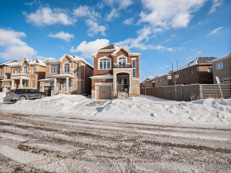 115 Pine Hill Crescent, Aurora, ON, L4G 3X9 - 2