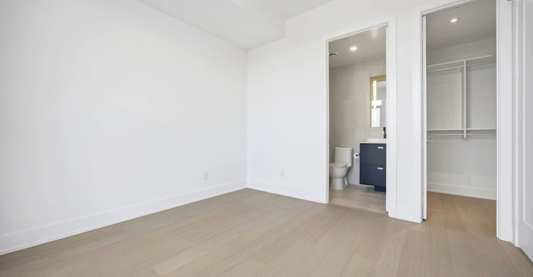 LPH16-399 Royal Orchard Boulevard, Markham, ON, L3T 0H3 - 6