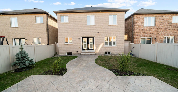 35 Tyndall Drive, Bradford West Gwillimbury, ON, L3Z 4G6 - 30