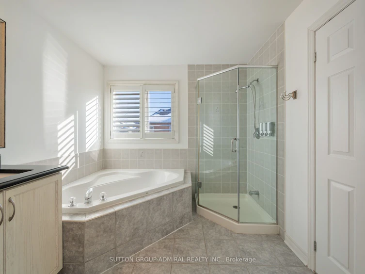 172 Kingsview Drive, Vaughan, ON, L4H 2Z3 - 21