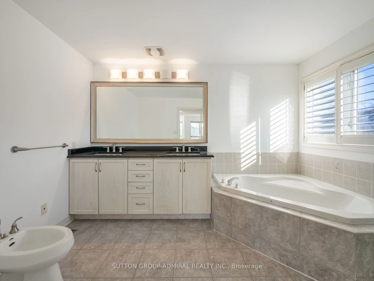 172 Kingsview Drive, Vaughan, ON, L4H 2Z3 - 20