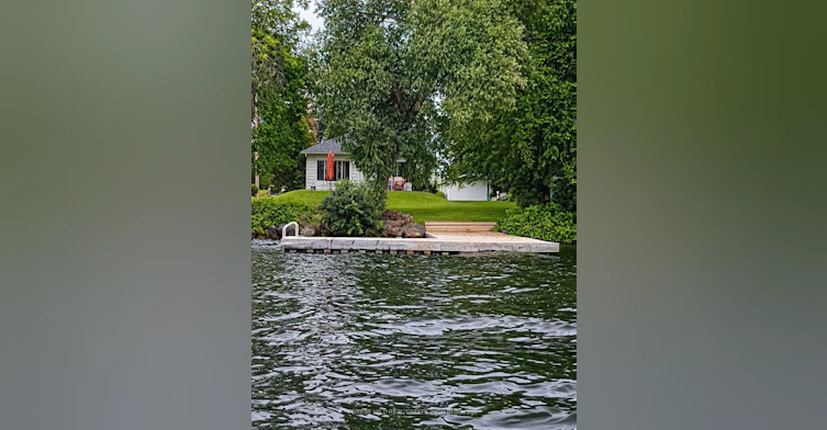 645 Cedarvale Drive, Innisfil, ON, L9S 4L1