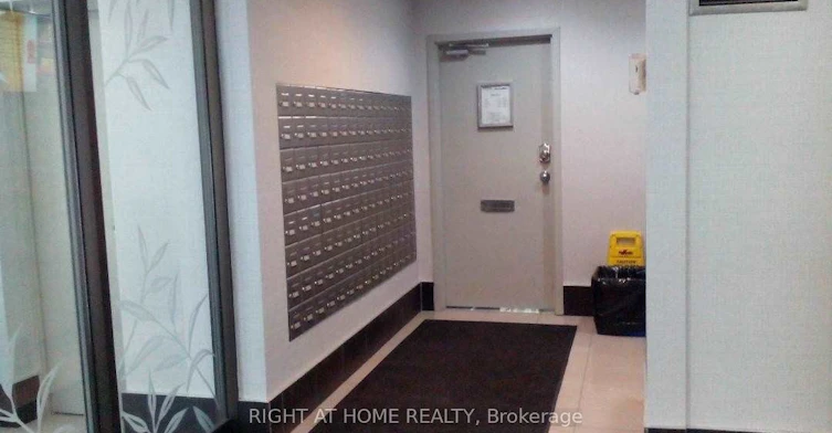 200-16 Elgin Street, Markham, ON, L3T 4T4 - 3
