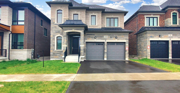 100 Ballantyne Boulevard, Vaughan, ON, L3L 0E8