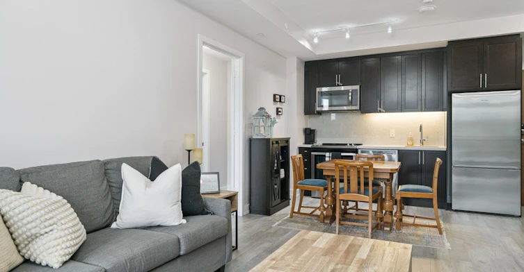 C305-301 Sea Ray Avenue, Innisfil, ON, L9S 0L8 - 9