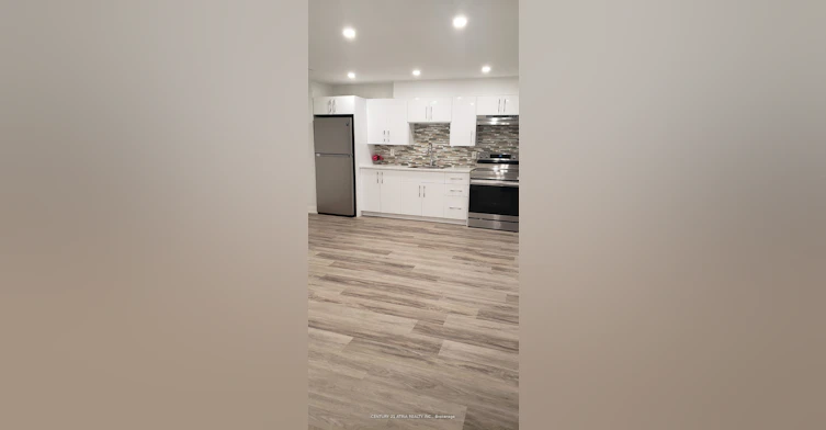 33 Major Crescent, Aurora, ON, L4G 0X5 - 4
