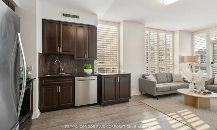 1108-20 North Park Road