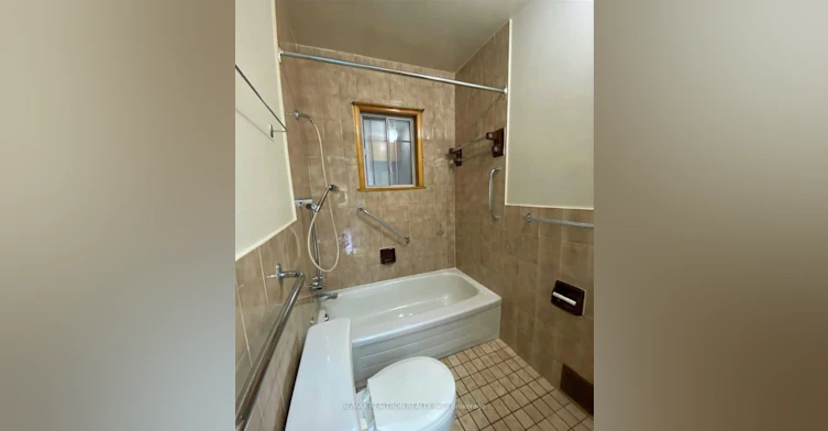 437 16th Avenue, Richmond Hill, ON, L4C 7A7 - 8