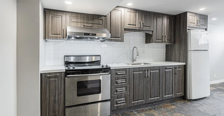 72B Dunning Avenue, Aurora, ON, L4G 1A3 - 5