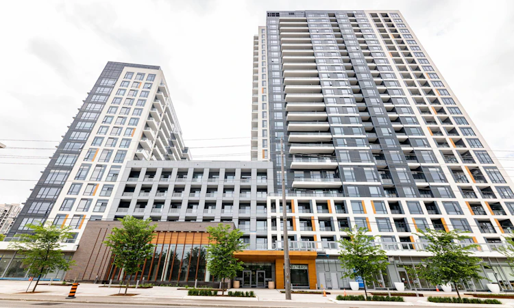 1502-7950 Bathurst Street