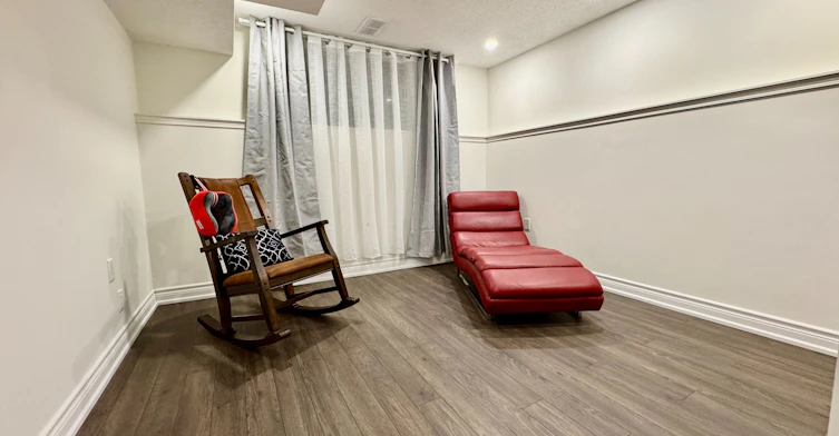 Basement-214 Bayview Avenue, Georgina, ON, L4P 2T2 - 16