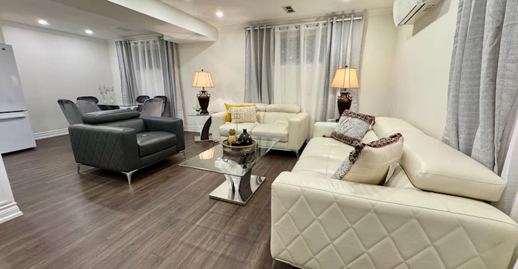 Basement-214 Bayview Avenue, Georgina, ON, L4P 2T2 - 2