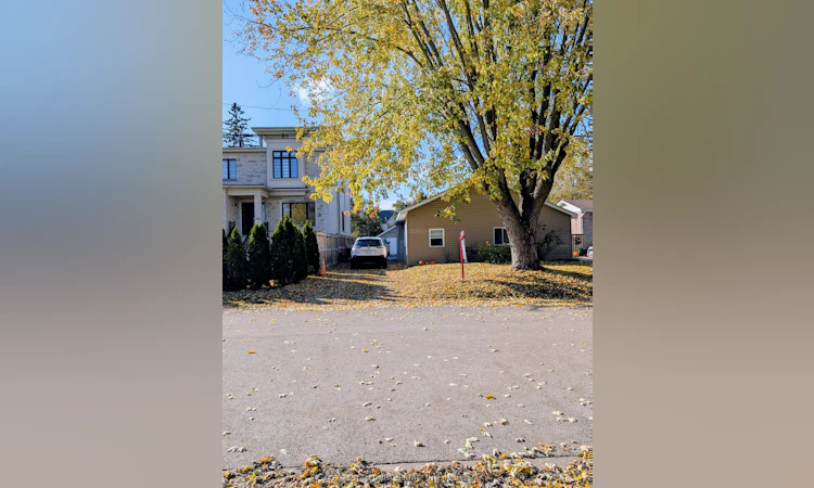 26 River Drive