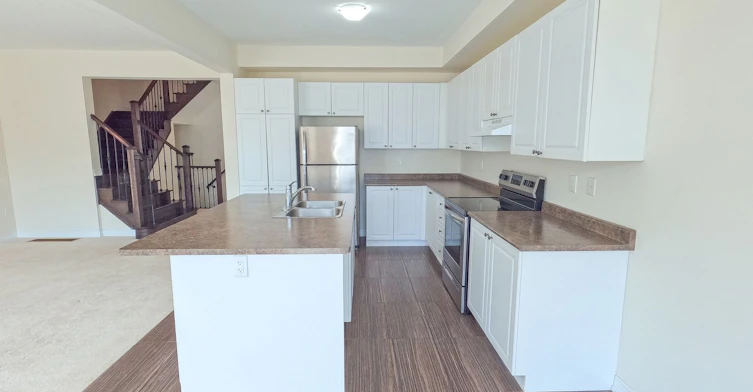 50 Sasco Way, Essa, ON, L0M 1B4 - 5