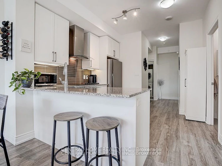 911A-9608 Yonge Street, Richmond Hill, ON, L4C 1V6 - 15