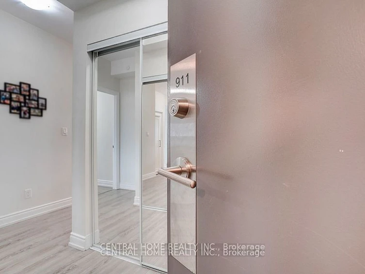 911A-9608 Yonge Street, Richmond Hill, ON, L4C 1V6 - 6