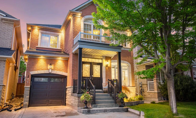 4 Haywood Drive