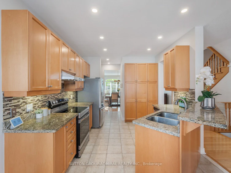 4 Haywood Drive, Markham, ON, L6C 3C8 - 9