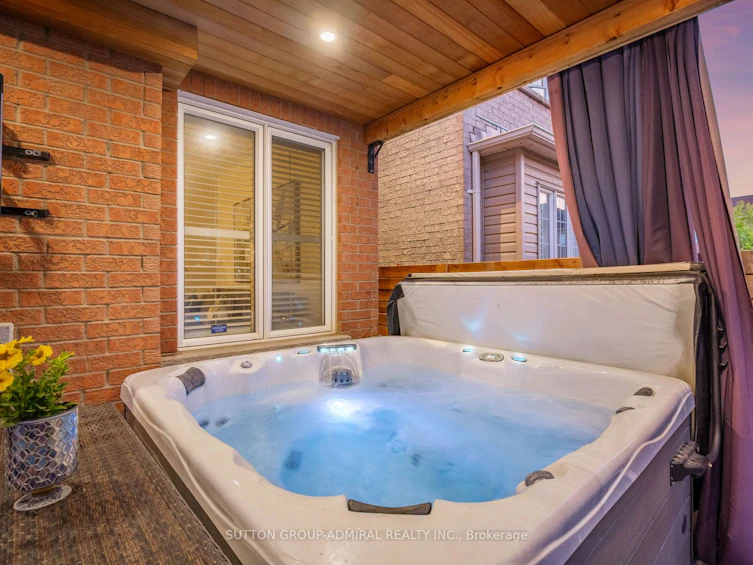 4 Haywood Drive, Markham, ON, L6C 3C8 - 43