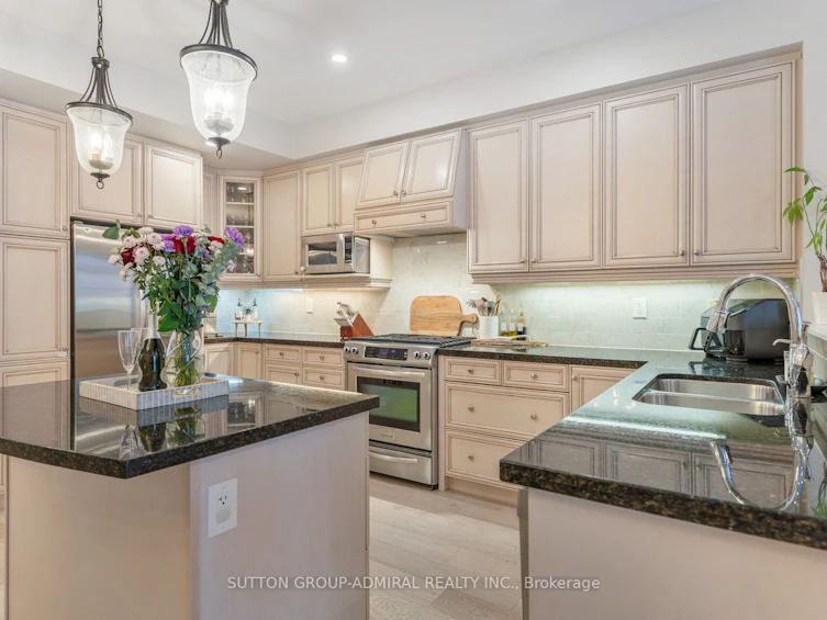 5 Millhouse Court, Vaughan, ON, L6A 4J4 - 10