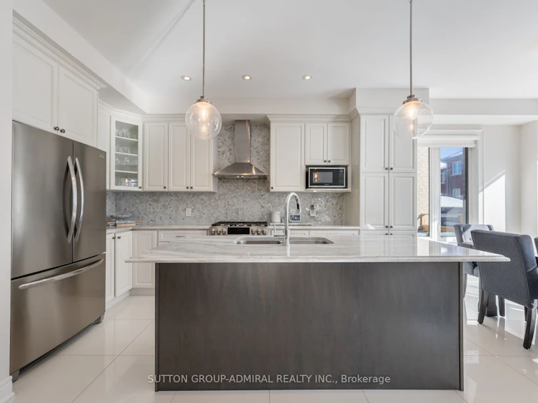 124 Mondial Crescent, East Gwillimbury, ON, L9N 0S2 - 7
