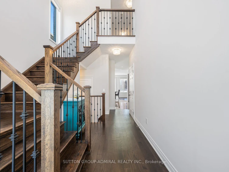 124 Mondial Crescent, East Gwillimbury, ON, L9N 0S2 - 5