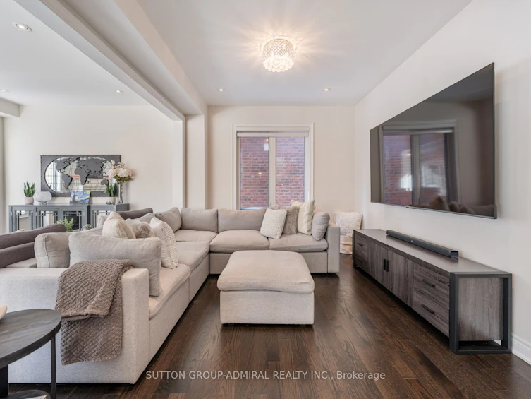 124 Mondial Crescent, East Gwillimbury, ON, L9N 0S2 - 12
