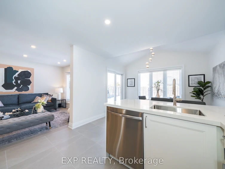 40 Primont Drive, Richmond Hill, ON, L4S 2S1 - 13