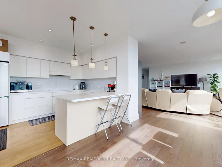 PH10-9017 Leslie Street, Richmond Hill, ON, L4B 4R8 - 9
