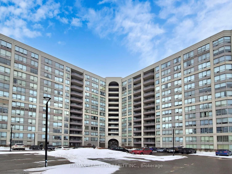 PH10-9017 Leslie Street, Richmond Hill, ON, L4B 4R8