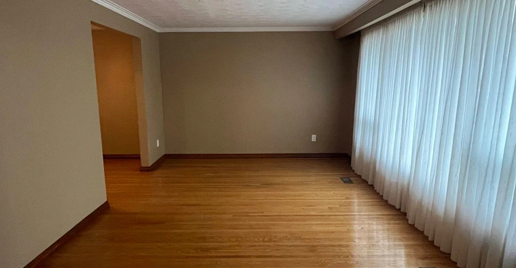 12 Pratt Circle, Markham, ON, L3R 1Y2 - 2
