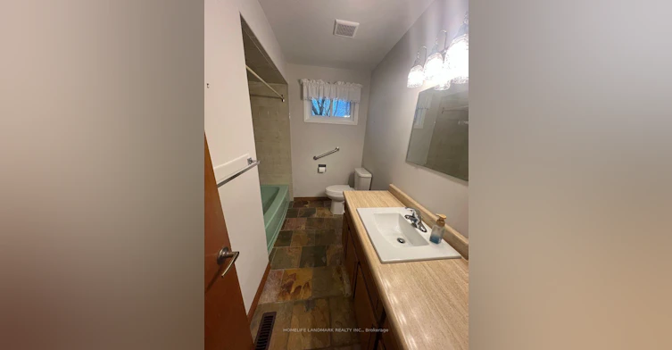12 Pratt Circle, Markham, ON, L3R 1Y2 - 12