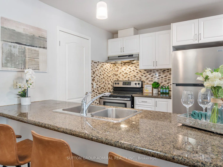 101-9589 Keele Street, Vaughan, ON, L6A 5M1 - 9