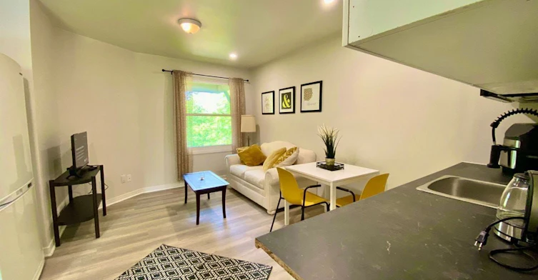 B-287 Lorne Avenue, Newmarket, ON, L3Y 4K6 - 5