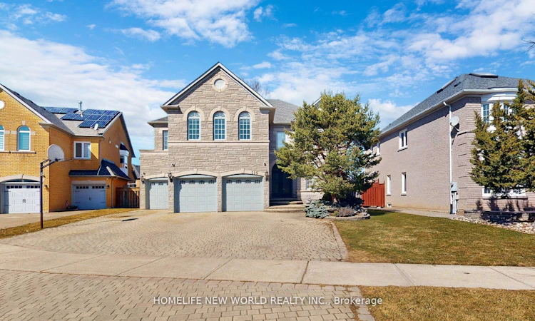 115 Golden Tulip Crescent