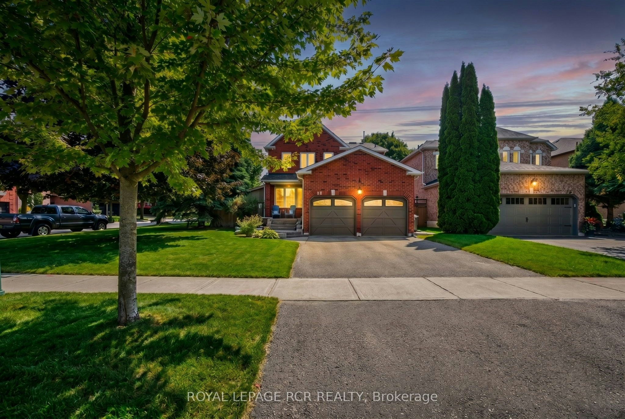 165 Bonny Meadows Drive, Aurora, ON, L4G 6N1