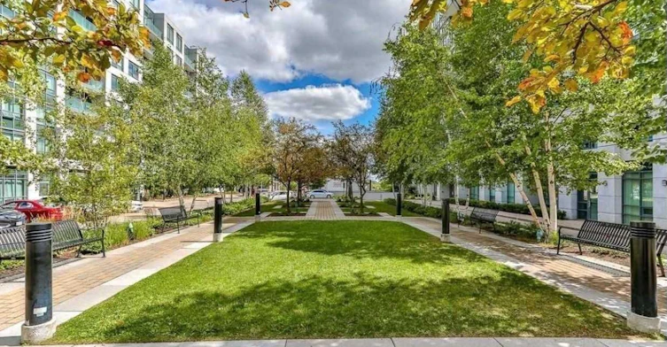 910-32 Clegg Road, Markham, ON, L6G 0B2 - 2