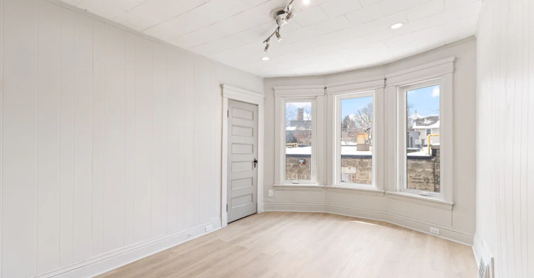 Second Floor-443 Ontario Street, Newmarket, ON, L3Y 2K6 - 13