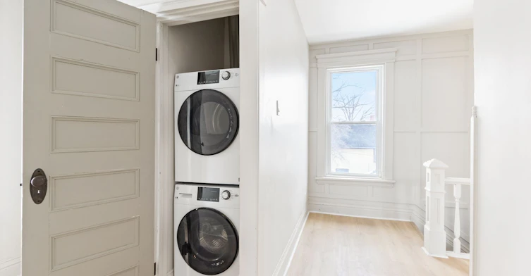 Second Floor-443 Ontario Street, Newmarket, ON, L3Y 2K6 - 19