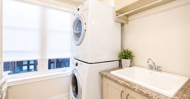 10 Powseland Crescent, Vaughan, ON, L4L 0C5 - 10
