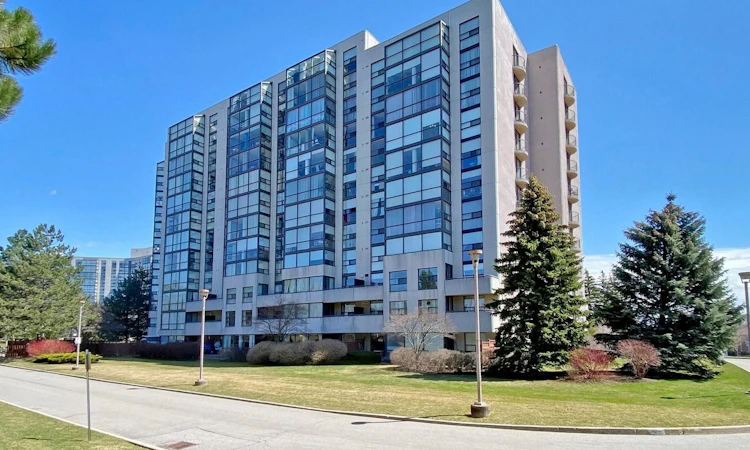 703-40 Harding Boulevard W