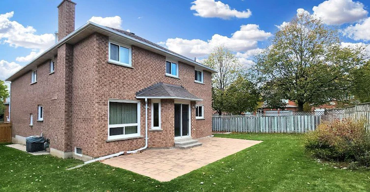 83 Berwick ( Basement ) Crescent, Richmond Hill, ON, L4C 0B7 - 4
