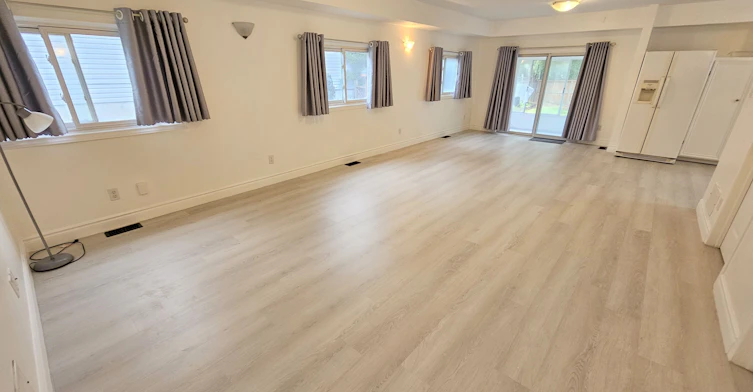 261 Parkway Avenue, Georgina, ON, L4P 2W1 - 4